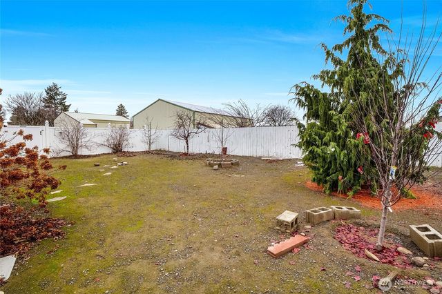 8674 Vince Road NE, Moses Lake, WA 98837