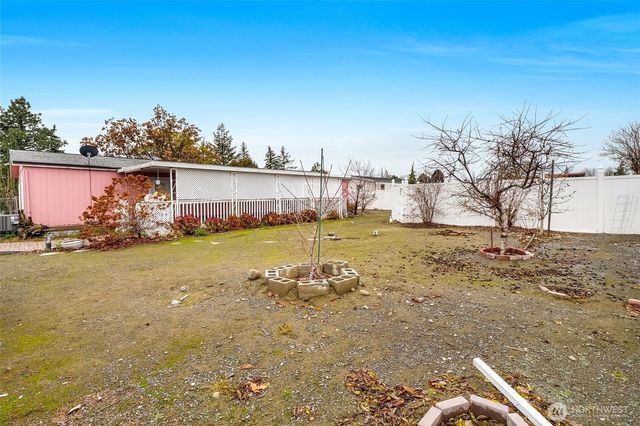 8674 Vince Road NE, Moses Lake, WA 98837