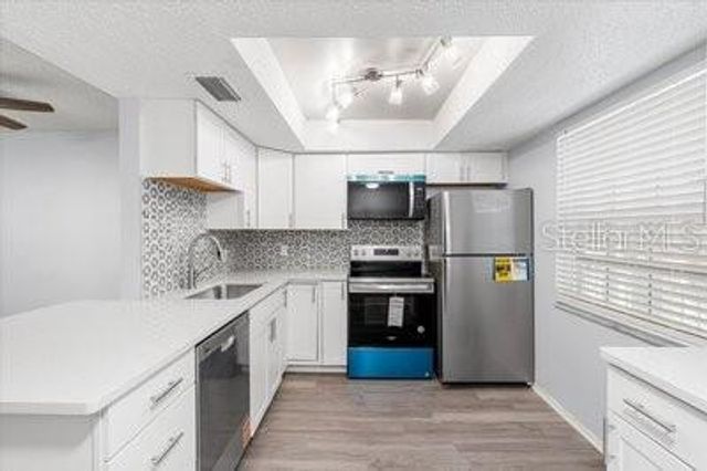 821 PATRICIA AVENUE 202, Dunedin, FL 34698