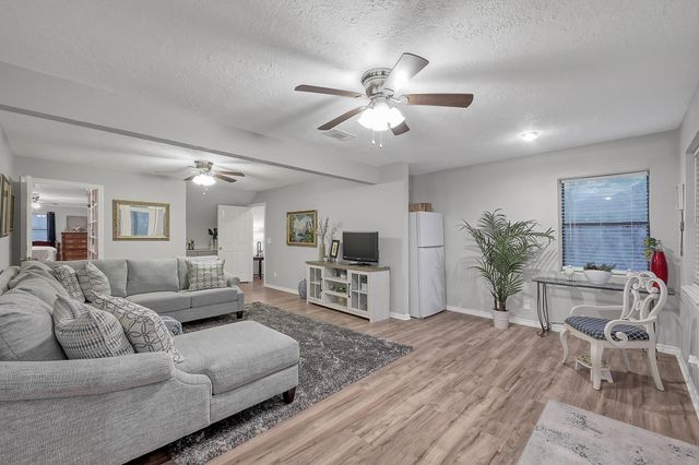 80 Nettie Phillips Road, Coldspring, TX 77331