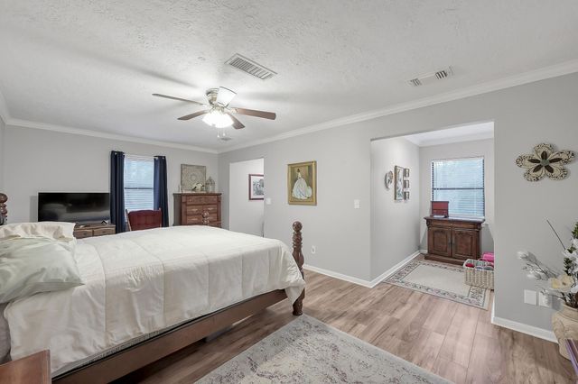 80 Nettie Phillips Road, Coldspring, TX 77331