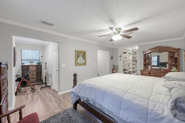 80 Nettie Phillips Road, Coldspring, TX 77331