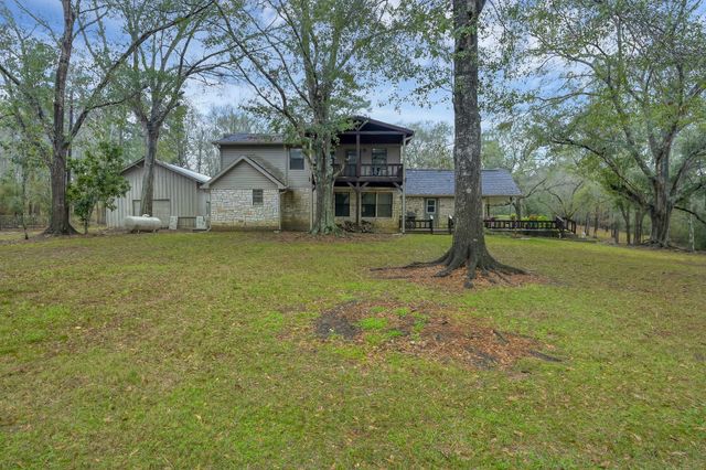 80 Nettie Phillips Road, Coldspring, TX 77331