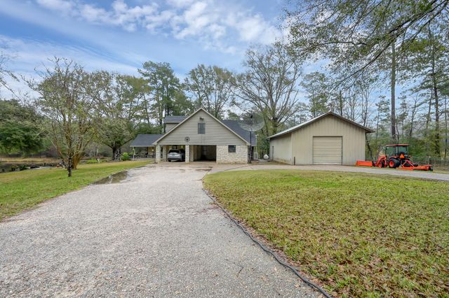 80 Nettie Phillips Road, Coldspring, TX 77331