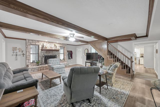 80 Nettie Phillips Road, Coldspring, TX 77331