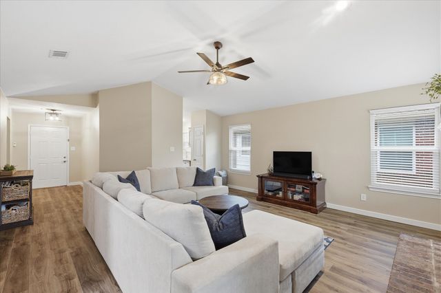 2513 Silver Creek Court, Garland, TX 75040