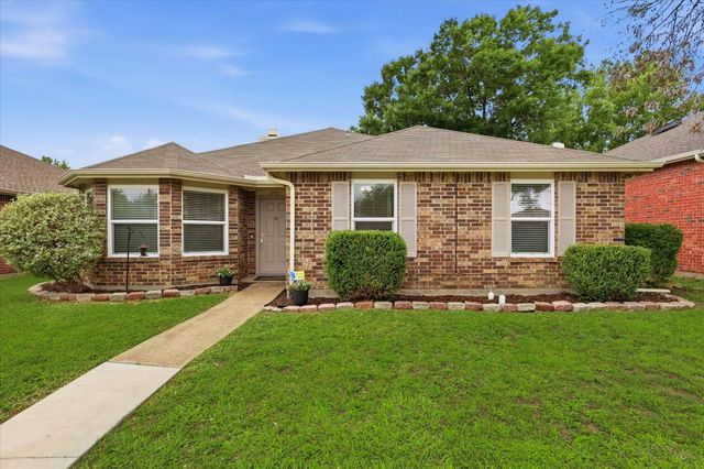 2513 Silver Creek Court, Garland, TX 75040
