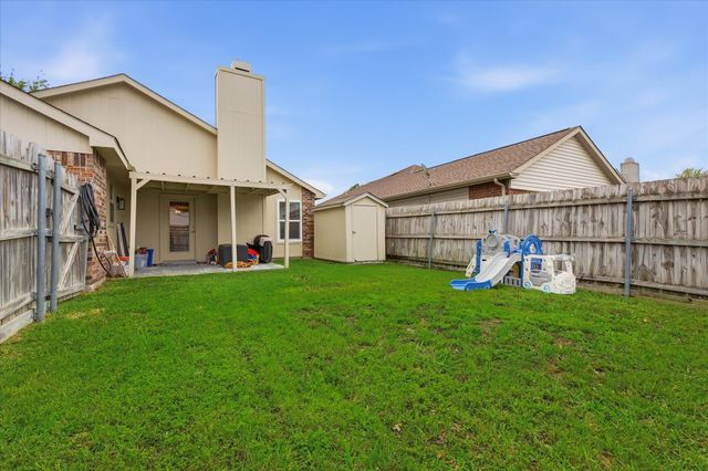 2513 Silver Creek Court, Garland, TX 75040