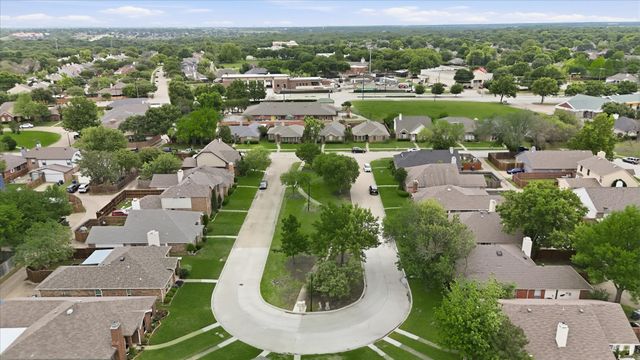 2513 Silver Creek Court, Garland, TX 75040
