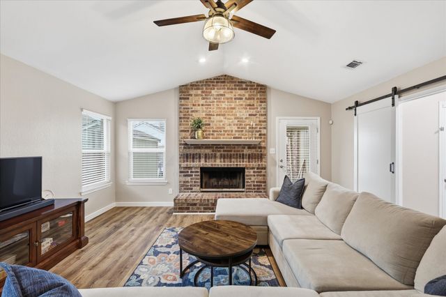 2513 Silver Creek Court, Garland, TX 75040