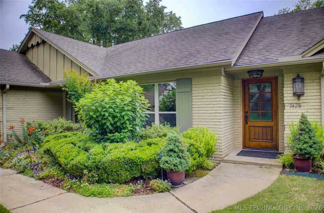 7428 E 68th Street, Tulsa, OK 74133