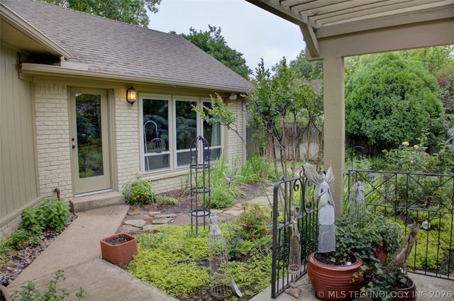 7428 E 68th Street, Tulsa, OK 74133