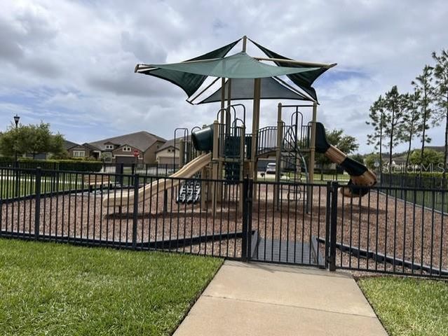 2661 MEAD AVENUE, St Cloud, FL 34771