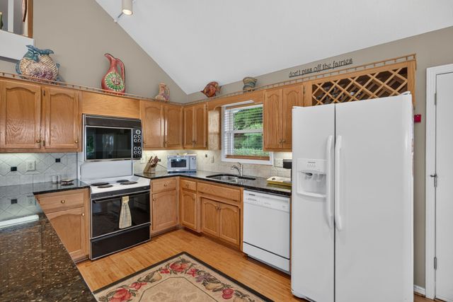 214 Fish Hook Dr, Smithville, TN 37166