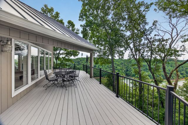214 Fish Hook Dr, Smithville, TN 37166