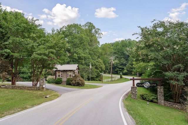 214 Fish Hook Dr, Smithville, TN 37166
