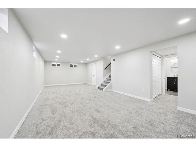 865 Nickel St, Broomfield, CO 80020