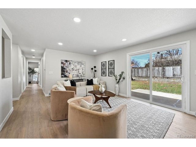 865 Nickel St, Broomfield, CO 80020