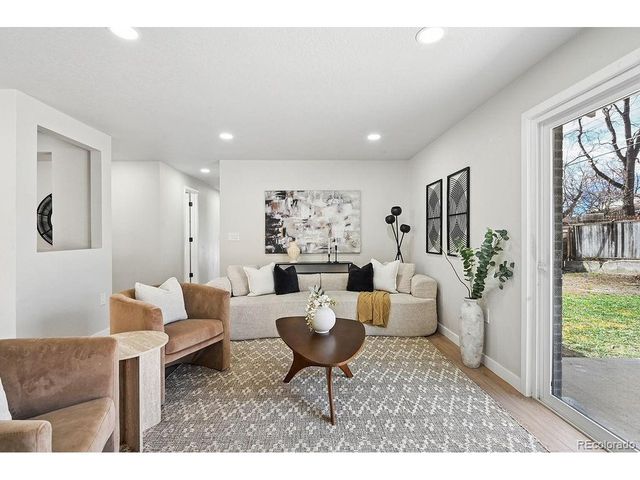 865 Nickel St, Broomfield, CO 80020