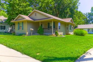 401 HICKMAN AVE, Columbia, MO 65201