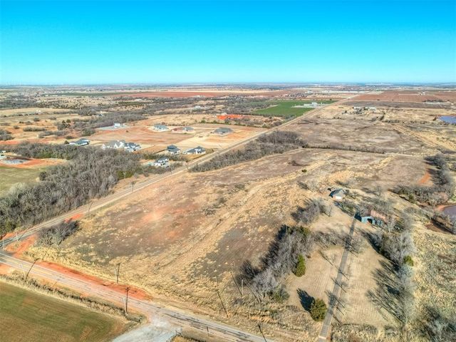 8565 NW 210th Road, Edmond, OK 73025