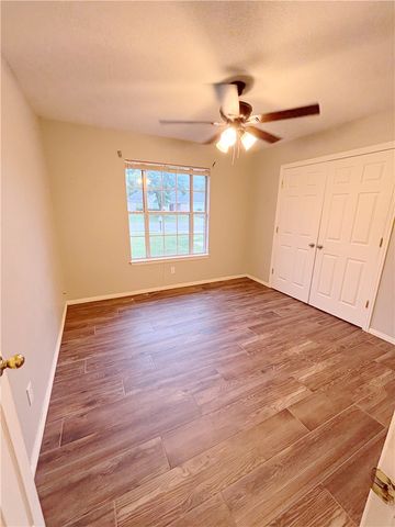 221 Colorado Avenue, Springdale, AR 72764