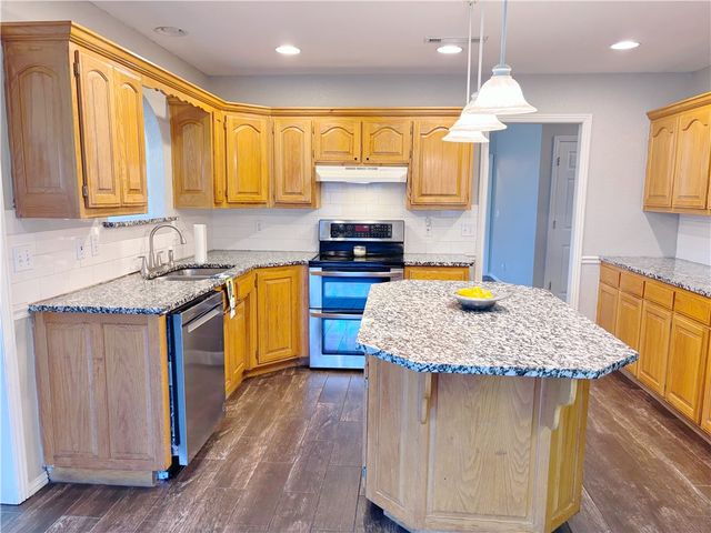 221 Colorado Avenue, Springdale, AR 72764