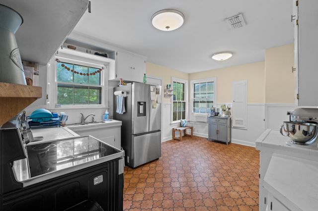3206 Kerbey LN, Austin, TX 78703