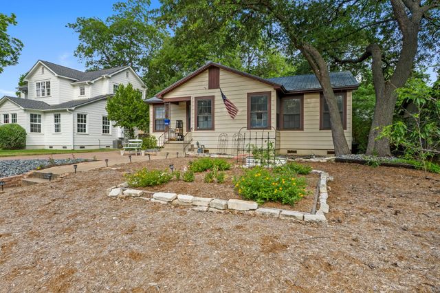 3206 Kerbey LN, Austin, TX 78703