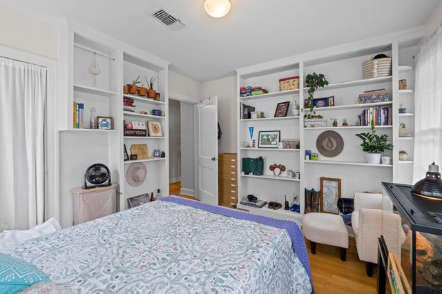 3206 Kerbey LN, Austin, TX 78703