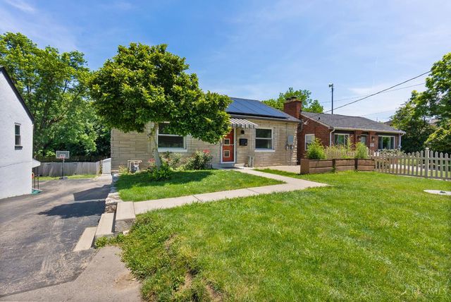 928 Oak Avenue, Wyoming, OH 45215