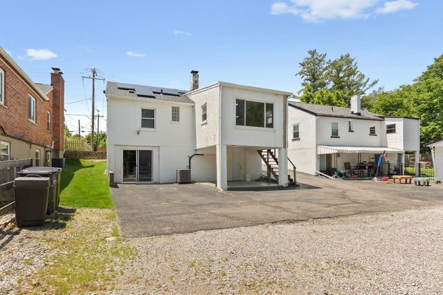 928 Oak Avenue, Wyoming, OH 45215