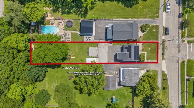 928 Oak Avenue, Wyoming, OH 45215