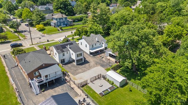 928 Oak Avenue, Wyoming, OH 45215
