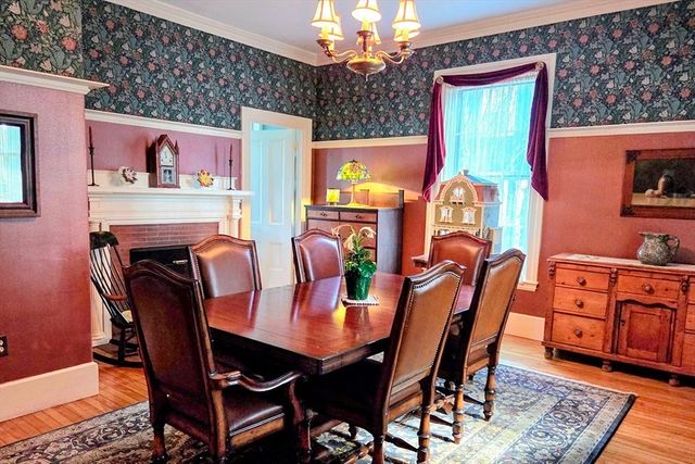 14 South St, Grafton, MA 01519