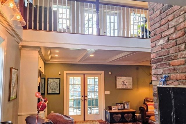 14 South St, Grafton, MA 01519