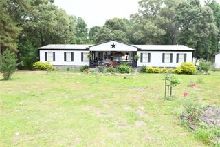 101 Pinewood Drive, Shepherd, TX 77371