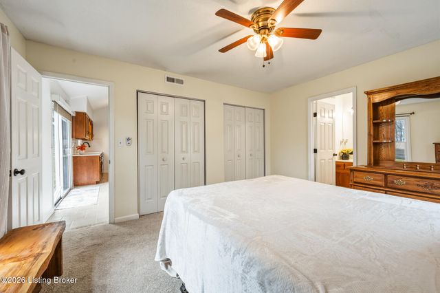 4015 Handley Ave, Louisville, KY 40218