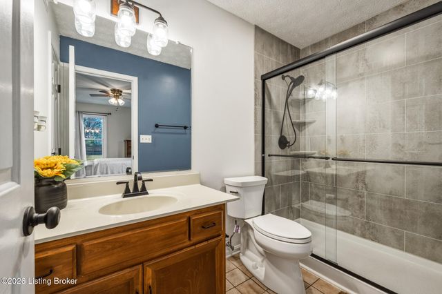 4015 Handley Ave, Louisville, KY 40218