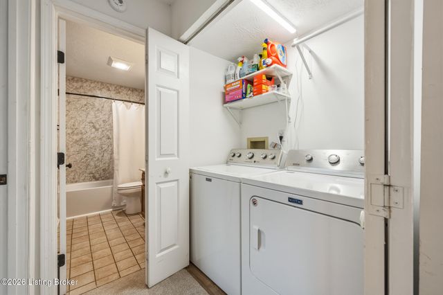 4015 Handley Ave, Louisville, KY 40218