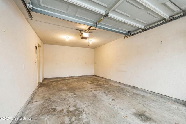 4015 Handley Ave, Louisville, KY 40218