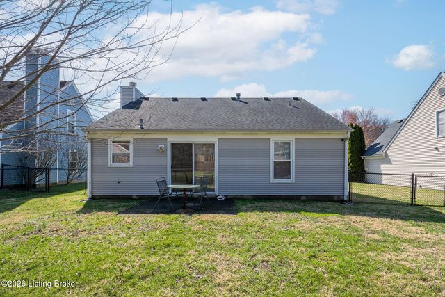4015 Handley Ave, Louisville, KY 40218