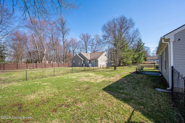 4015 Handley Ave, Louisville, KY 40218