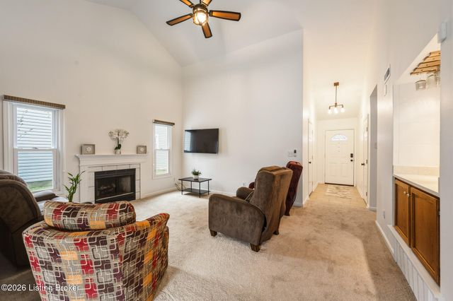 4015 Handley Ave, Louisville, KY 40218