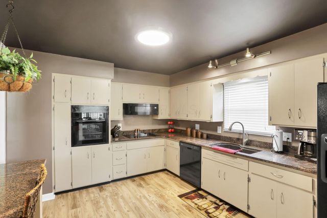 3572 Hazelton Etna Road, Alexandria, OH 43001