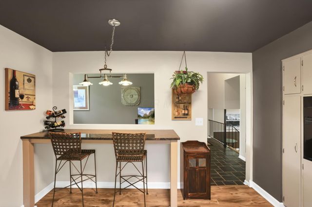 3572 Hazelton Etna Road, Alexandria, OH 43001