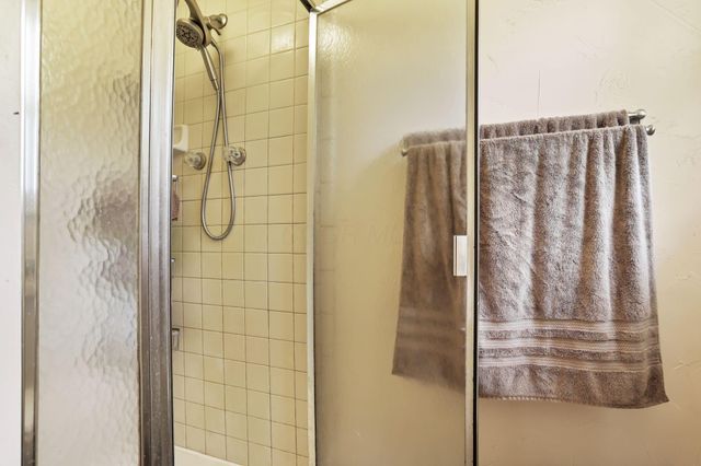 3572 Hazelton Etna Road, Alexandria, OH 43001