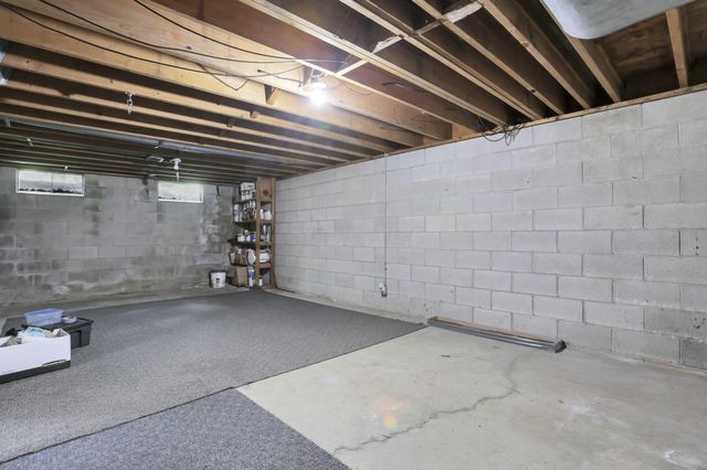 3572 Hazelton Etna Road, Alexandria, OH 43001