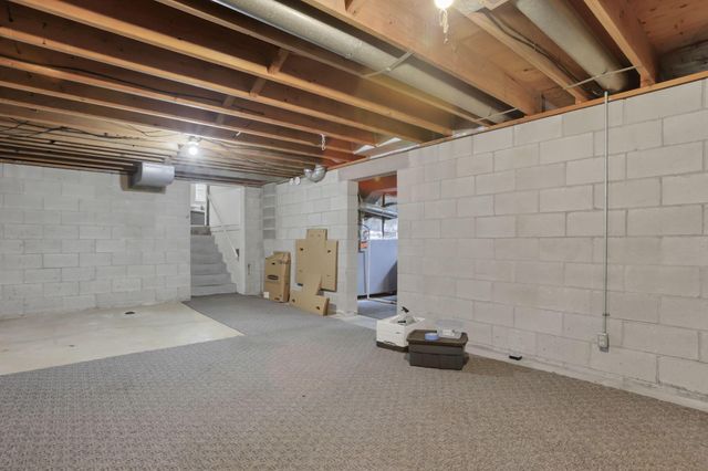 3572 Hazelton Etna Road, Alexandria, OH 43001