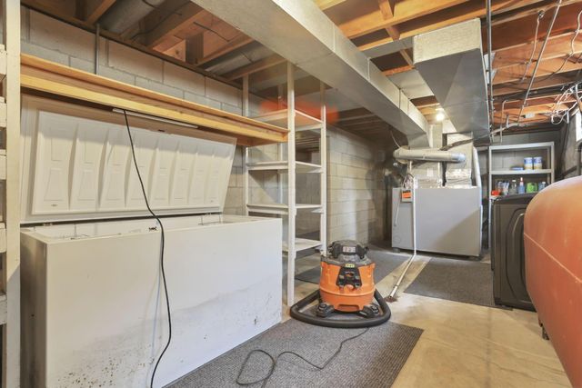 3572 Hazelton Etna Road, Alexandria, OH 43001